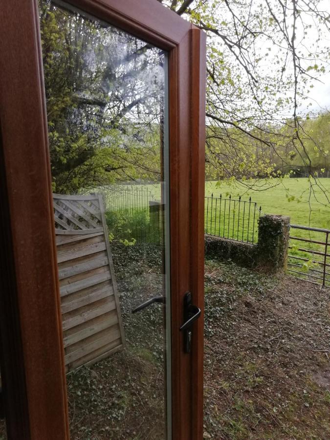 Durham Donkey Rescue Shepherd'S Hut Hotel Екстериор снимка